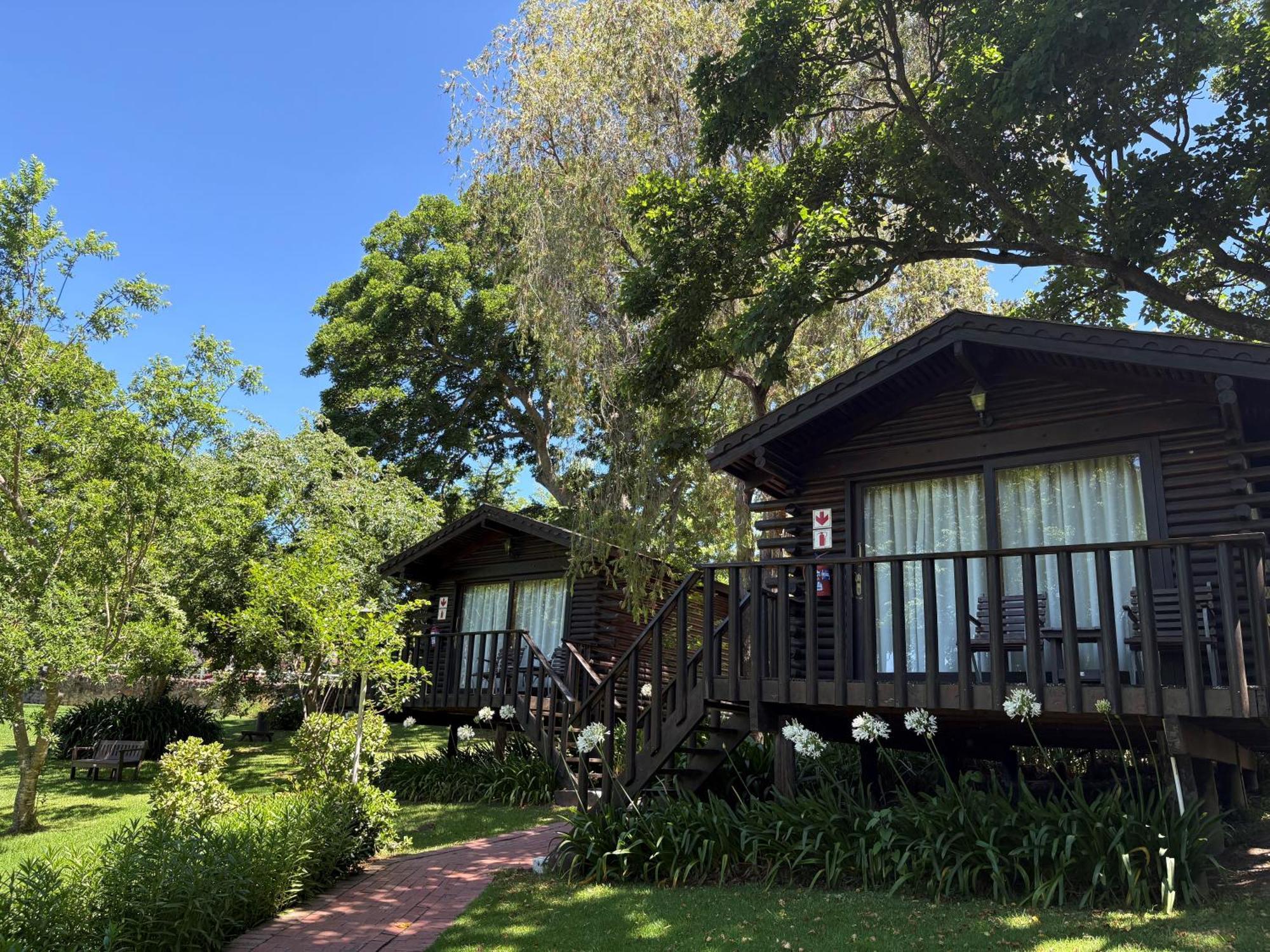 Eight Bells Mountain Inn Ruiterbos Buitenkant foto