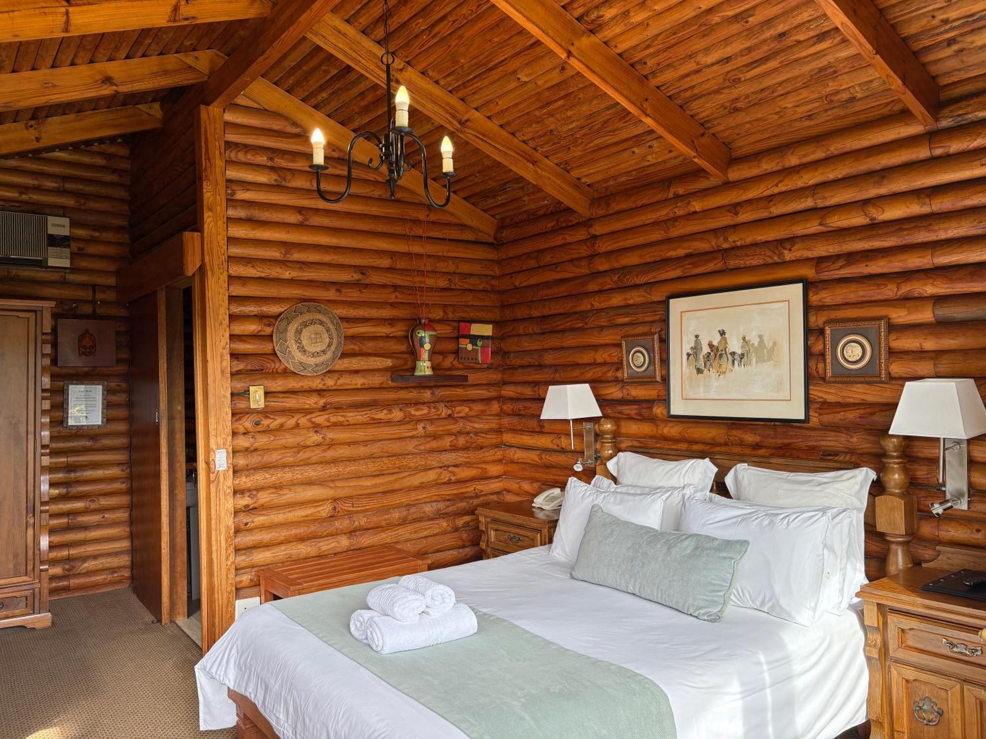 Eight Bells Mountain Inn Ruiterbos Buitenkant foto