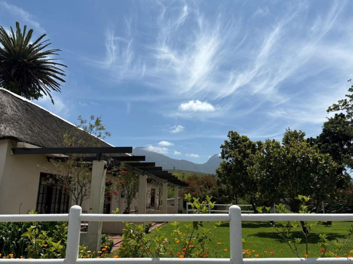 Eight Bells Mountain Inn Ruiterbos Buitenkant foto