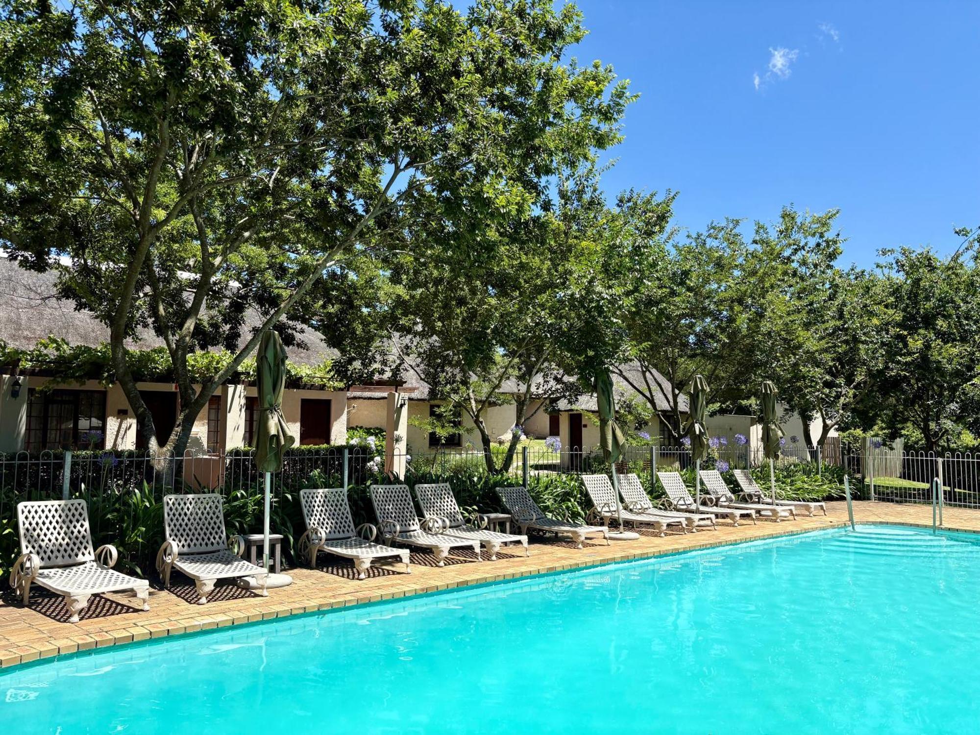 Eight Bells Mountain Inn Ruiterbos Buitenkant foto
